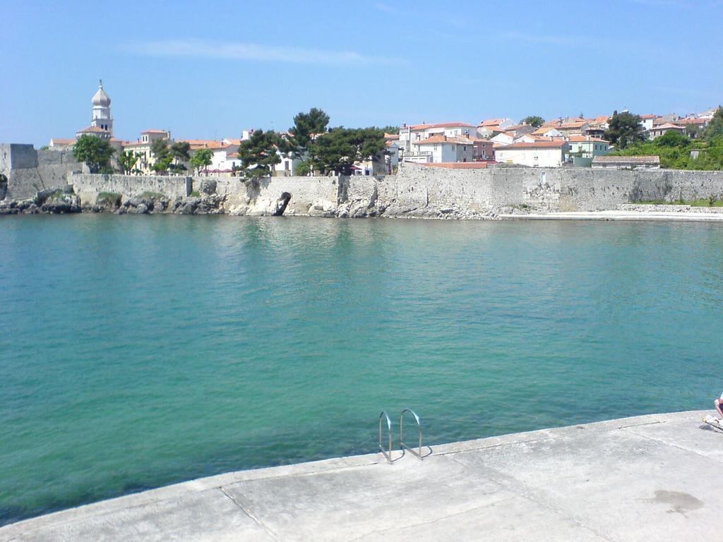 Blue Bench Krk Daire Krk Town Oda fotoğraf